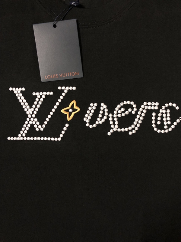 ブランドTシャツ細部ディテール